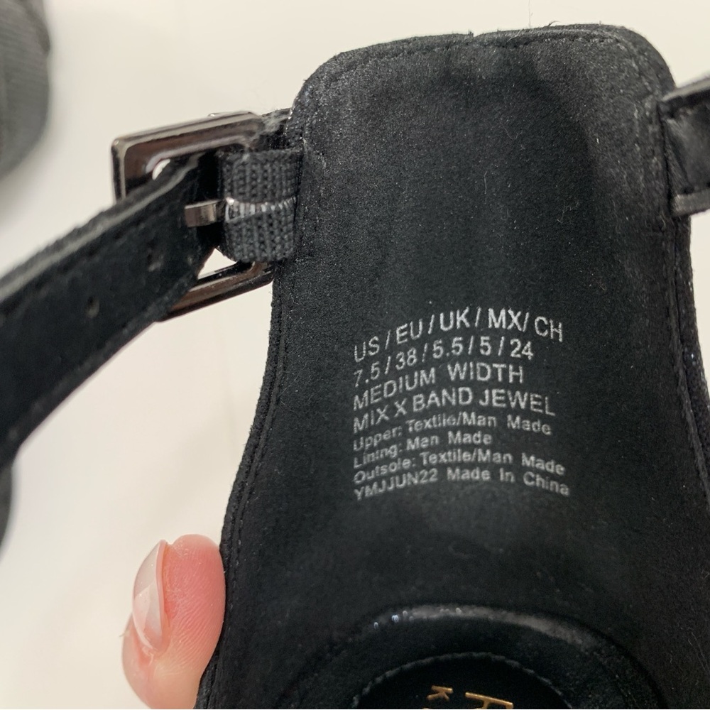 Kenneth Cole Reaction black block heels - Picture 4 of 7